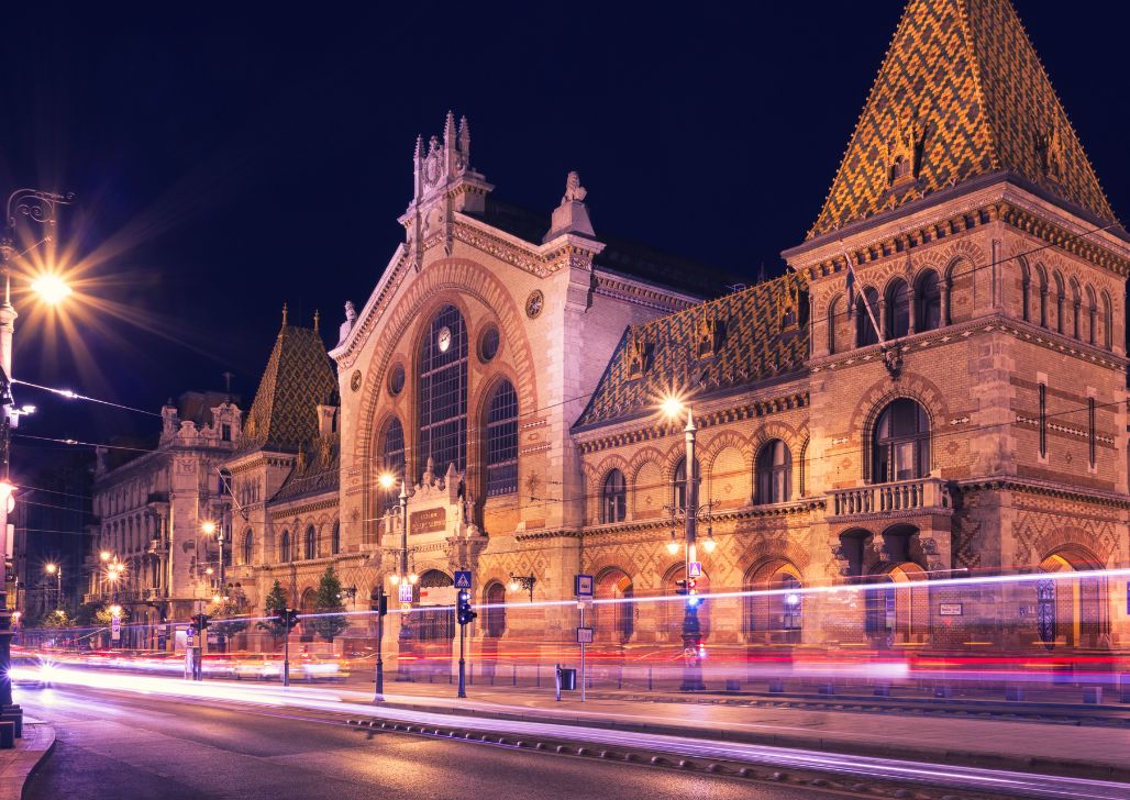 Centralna pijaca Budimpešta u večernjim satima